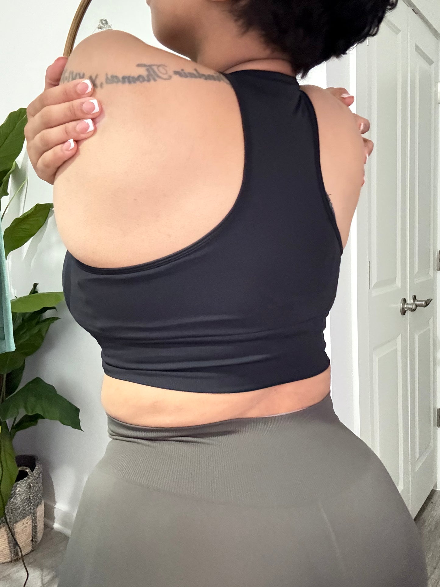 everyday seamless top- black